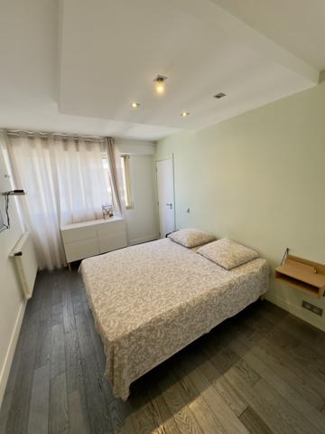 À vendre - appartement 3 pieces 76m2 Saint-Mandé centre