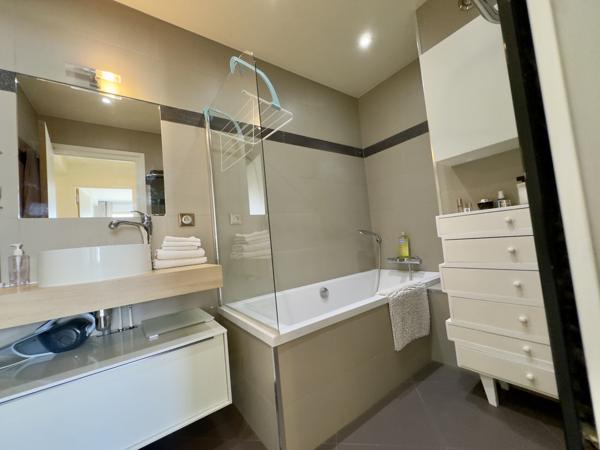 À vendre - appartement 3 pieces 76m2 Saint-Mandé centre