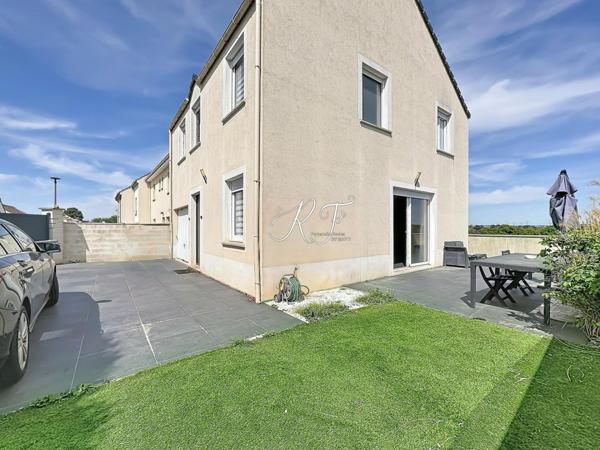 maison BBC de 2019  avec 4 chambres et double séjour