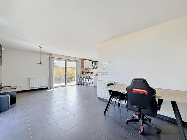 maison BBC de 2019  avec 4 chambres et double séjour