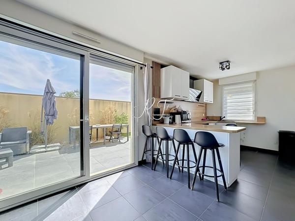 maison BBC de 2019  avec 4 chambres et double séjour