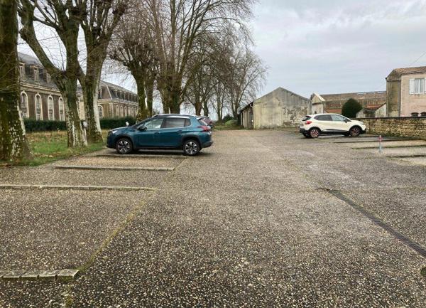 Appartement à vendre    3 pièces • 65 m2 Rochefort