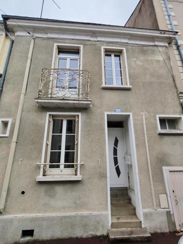 Maison à SABLE-SUR-SARTHE, 72300 - 3 pièces 50m²