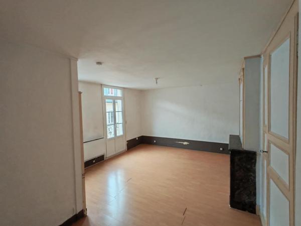 Maison à SABLE-SUR-SARTHE, 72300 - 3 pièces 50m²