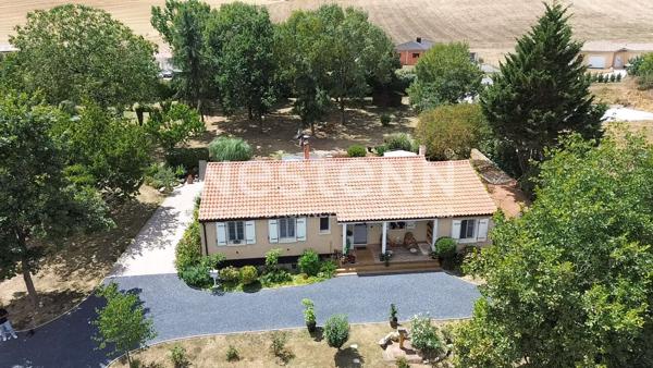 A vendre Maison a Ordan Larroque 6 pieces 138 m2 avec terrain arbore de 4586m2