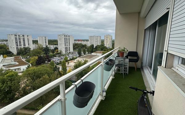 Appartement à vendre    4 pièces • 75,02 m2 Ris-Orangis