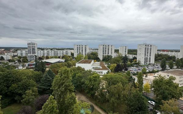 Appartement à vendre    4 pièces • 75,02 m2 Ris-Orangis