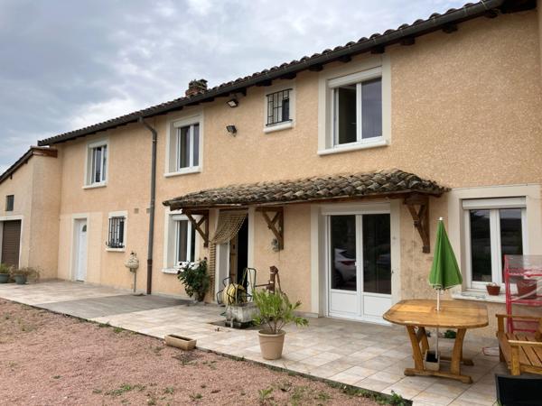 Maison à vendre 6 pièces proche à TAPONAS (69220) - Maison de 110 m² avec Jardin privatif et 2 Parkings .Arrêt bus à 50 m