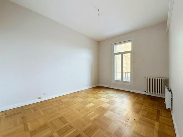 BERGERAC CENTRE – Superbe appartement de standing de 110 m² - Type 4 - avec balcon