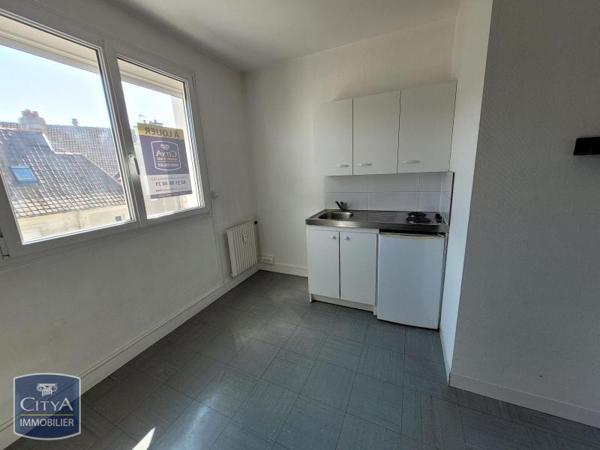 Appartement à louer 1 pièce 12.3m²