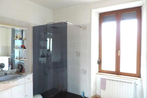 Plainfaing ? Maison 7 Pièces 195 m², Bien Évolutif à Fort Potentiel