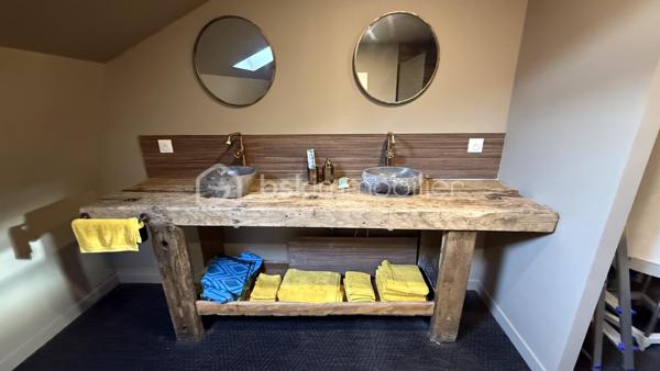 Local commercial de 166 m²