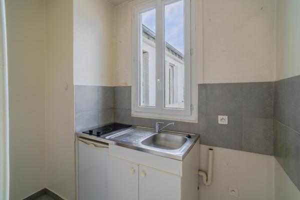 Vincennes  - 6ᵉ étage avec balcon, vue dégagée