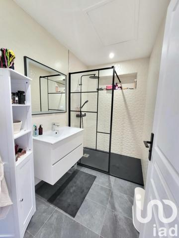 Maison 4 pièces de 81 m² à Châtellerault (86100)