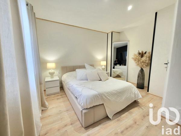 Maison 4 pièces de 81 m² à Châtellerault (86100)