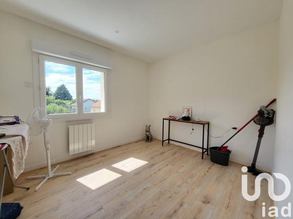 Maison 4 pièces de 81 m² à Châtellerault (86100)