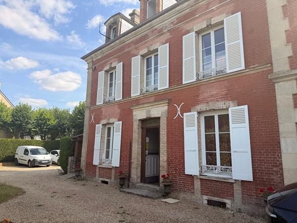 T2 Meublé avec emplacement de stationnement - GAILLON