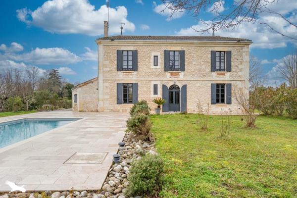 Maison à vendre |  Pineuilh |  6 pièces | 234 m²