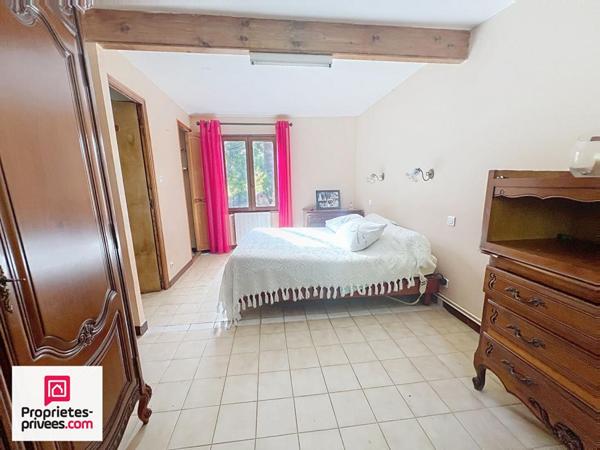 RIANS Propriété avec 2 villas indépendantes Terrain 1,9 ha