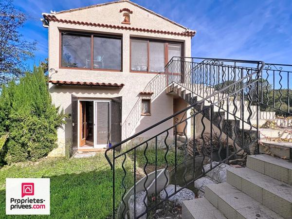 RIANS Propriété avec 2 villas indépendantes Terrain 1,9 ha