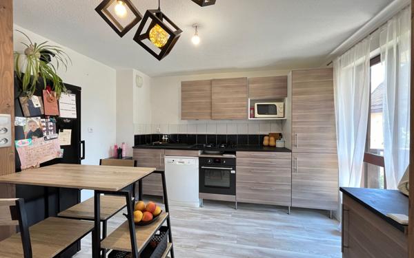 Appartement à vendre    4 pièces • 84 m2 Les Échelles