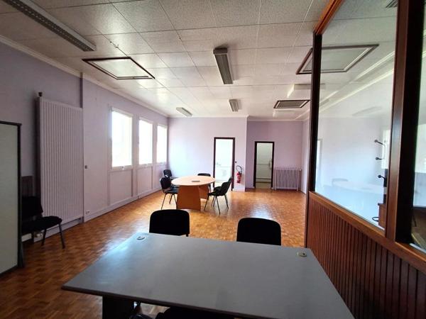 Bureau à vendre à Lillebonne (76170)