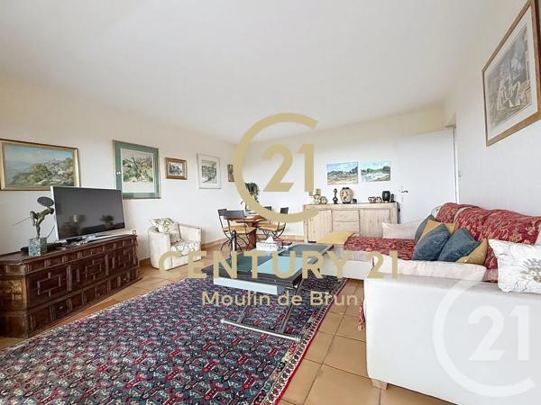 Appartement F3 à vendre  3 pièces - 80,17 m 2   GRASSE  - 06
