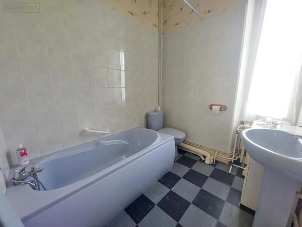 Achat - Maison Renazé 53800 10 pièces 231 m 2 1382 m 2