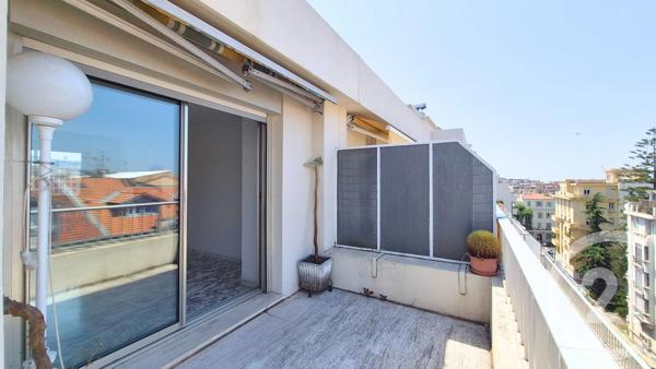 Appartement F1 à vendre  1 pièce - 31 m 2   NICE  - 06