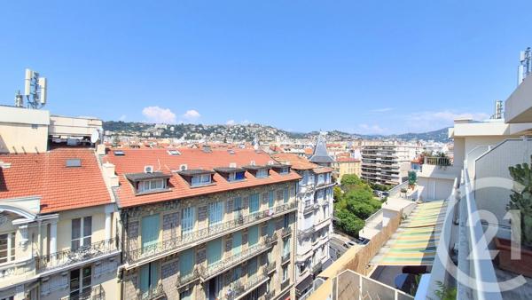 Appartement F1 à vendre  1 pièce - 31 m 2   NICE  - 06