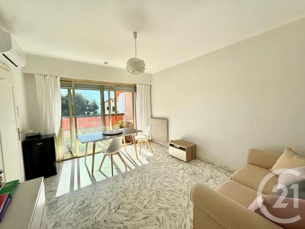 Appartement F1 à vendre  1 pièce - 31 m 2   NICE  - 06