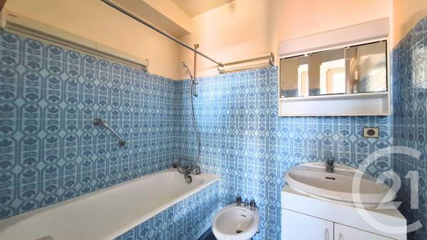 Appartement F1 à vendre  1 pièce - 31 m 2   NICE  - 06