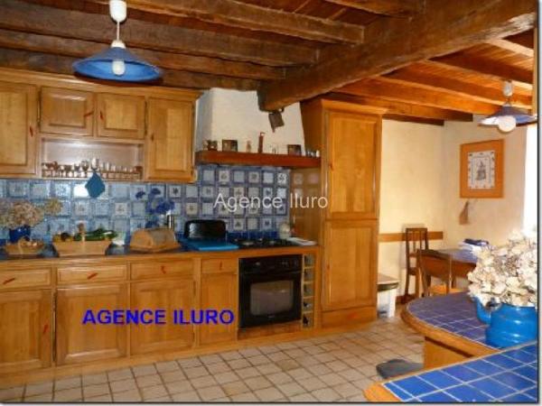 Maison - Proximite oloron-sainte-marie - Réf.:205023 PROXIMITE OLORON - BELLE FERME RENOVEE AU CALME SUR PLUS DE 7 HA DE TERRES LIBRES (BOIS) AVEC HANGAR, GRANGE ET GARAGE - (FORTE BAISSE DE PRIX)
