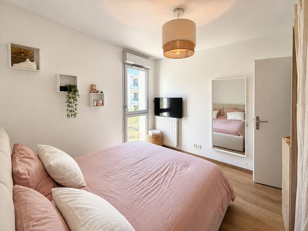 Appartement BORDEAUX 65 m²