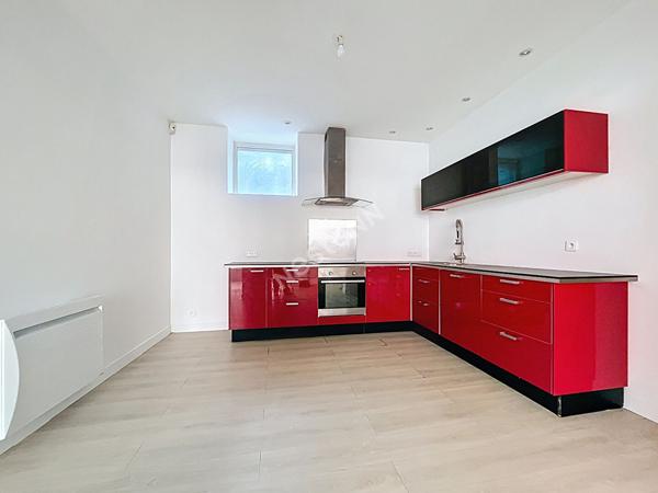 EXCLUSIVITE / Nantes Centre-ville/Monselet / Appartement 3 pièce(s) 61 m2 / DPE en C / Usage en local professionnel possible