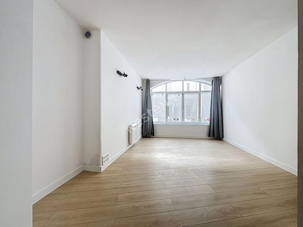 EXCLUSIVITE / Nantes Centre-ville/Monselet / Appartement 3 pièce(s) 61 m2 / DPE en C / Usage en local professionnel possible