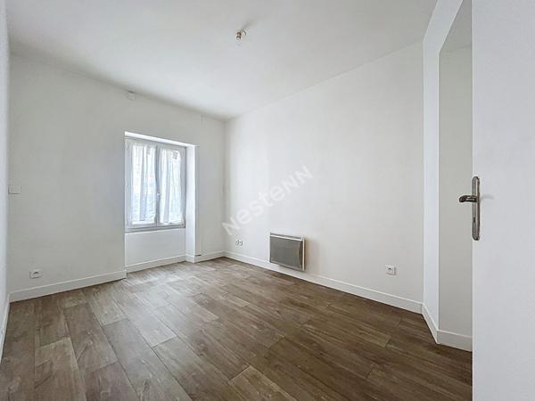EXCLUSIVITE / Nantes Centre-ville/Monselet / Appartement 3 pièce(s) 61 m2 / DPE en C / Usage en local professionnel possible