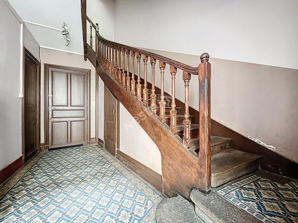 EXCLUSIVITE / Nantes Centre-ville/Monselet / Appartement 3 pièce(s) 61 m2 / DPE en C / Usage en local professionnel possible