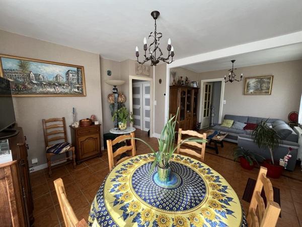 Maison à vendre 206 658 € Argenton-sur-Creuse 5 p 90 m² DPE D
