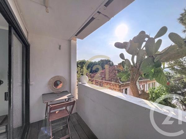Appartement T2 à vendre  2 pièces - 29,60 m 2   CANNES LA BOCCA  - 06
