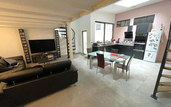 Appartement à vendre    6 pièces • 98 m2 Reims