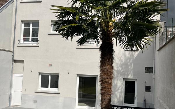 Maison à vendre    4 pièces • 215 m2 Reims