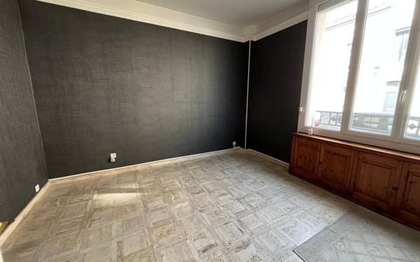 Maison à vendre    4 pièces • 215 m2 Reims