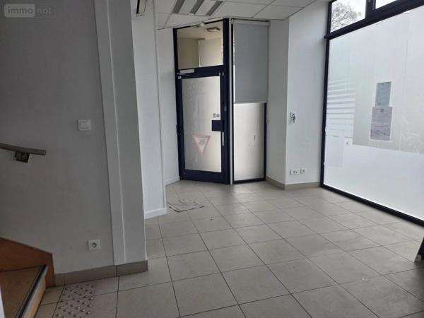 Location - Fonds et/ou murs commerciaux Château-Gontier-sur-Mayenne 53200 105 m 2 55 m 2
