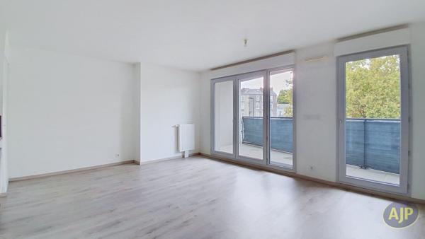 Appartement à louer Nantes : 3 pièces, 66m² avec 2 chambre(s) à 808€ - AJP Immobilier Nantes Ouest