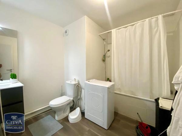 Appartement à louer 2 pièces 46.34m² Quimper (29000)