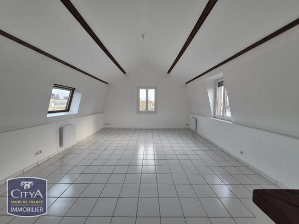 Appartement à louer 1 pièce 46.83m² Valenciennes (59300)