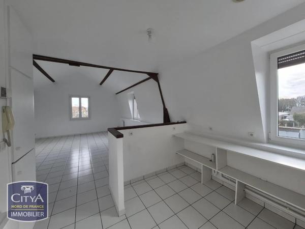 Appartement à louer 1 pièce 46.83m² Valenciennes (59300)