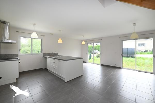 Maison à vendre |  L'Isle-d'Espagnac |  1 pièce | 91 m²