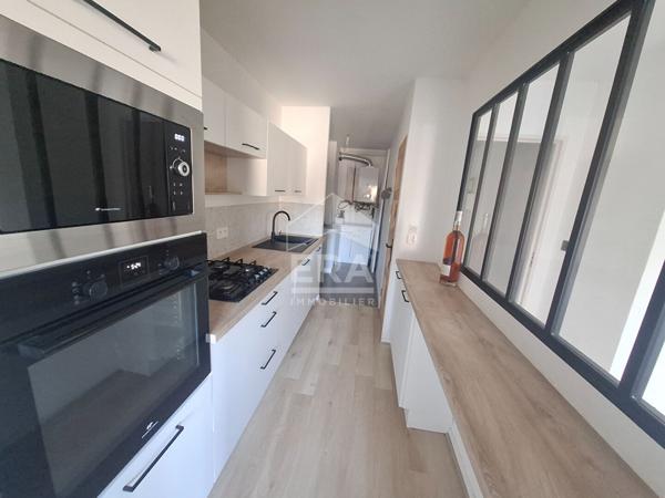 Charmant appartement en hyper centre avec ascenseur, 2 chambres.